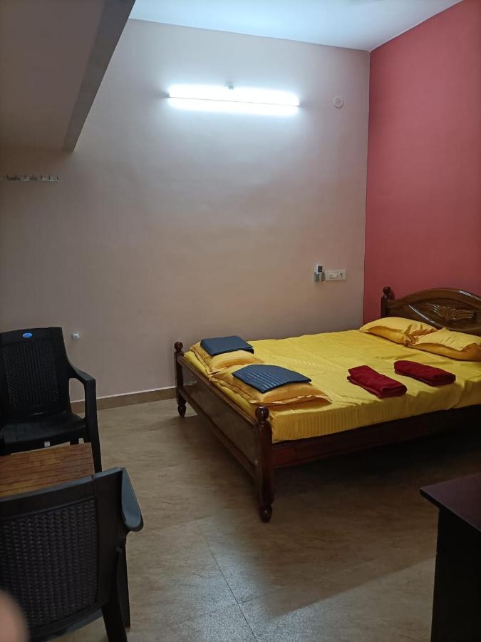 Doctor'S Homestay Тируваннамалай Экстерьер фото